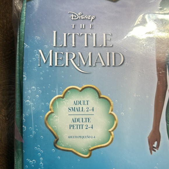NWT! Disney The Little Mermaid Ariel Costume - Adult Size Small 2-4 - Picture 2 of 4